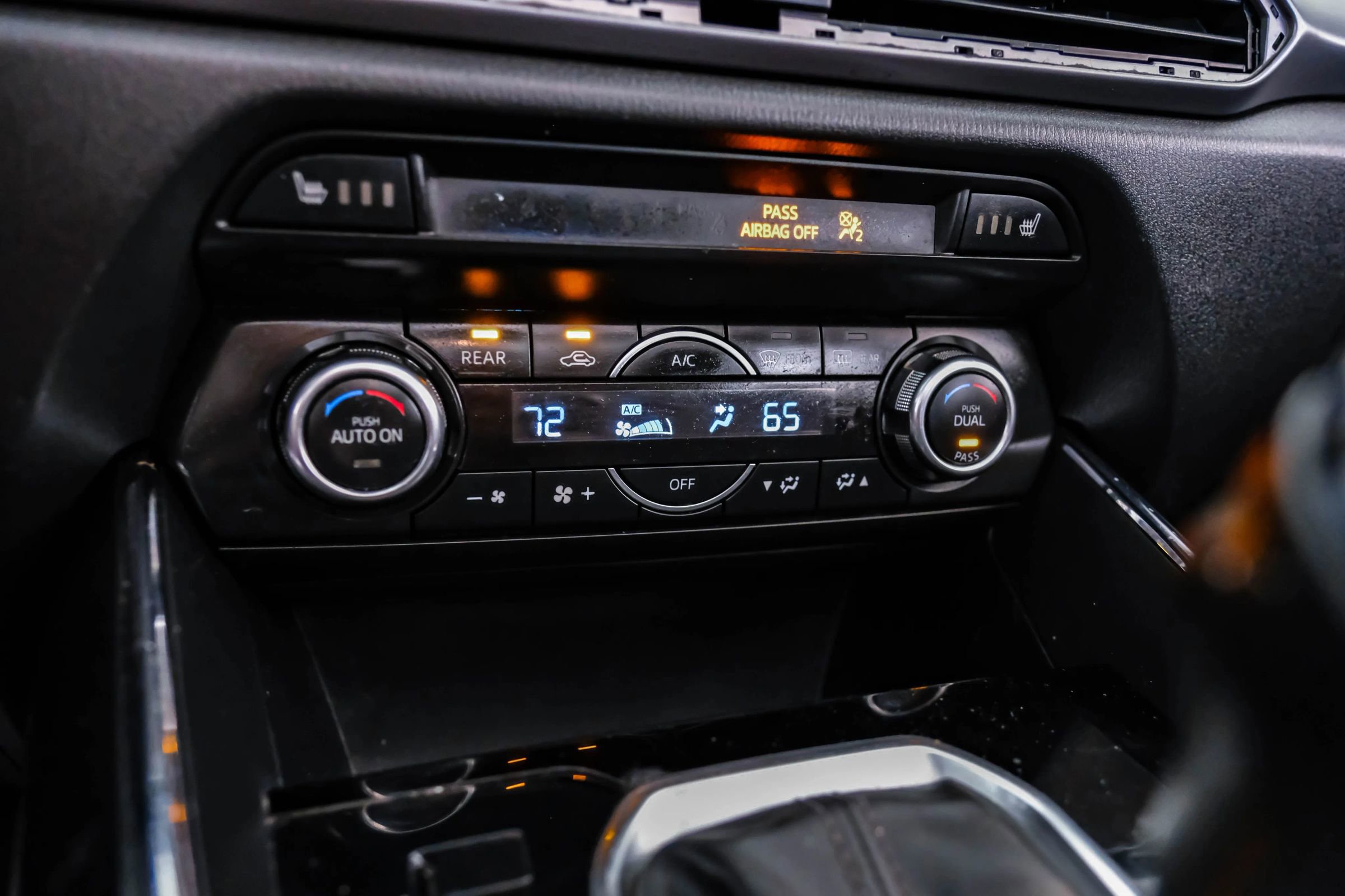 Used 2018 MAZDA CX-9 Touring w/ Touring Premium Package image 26