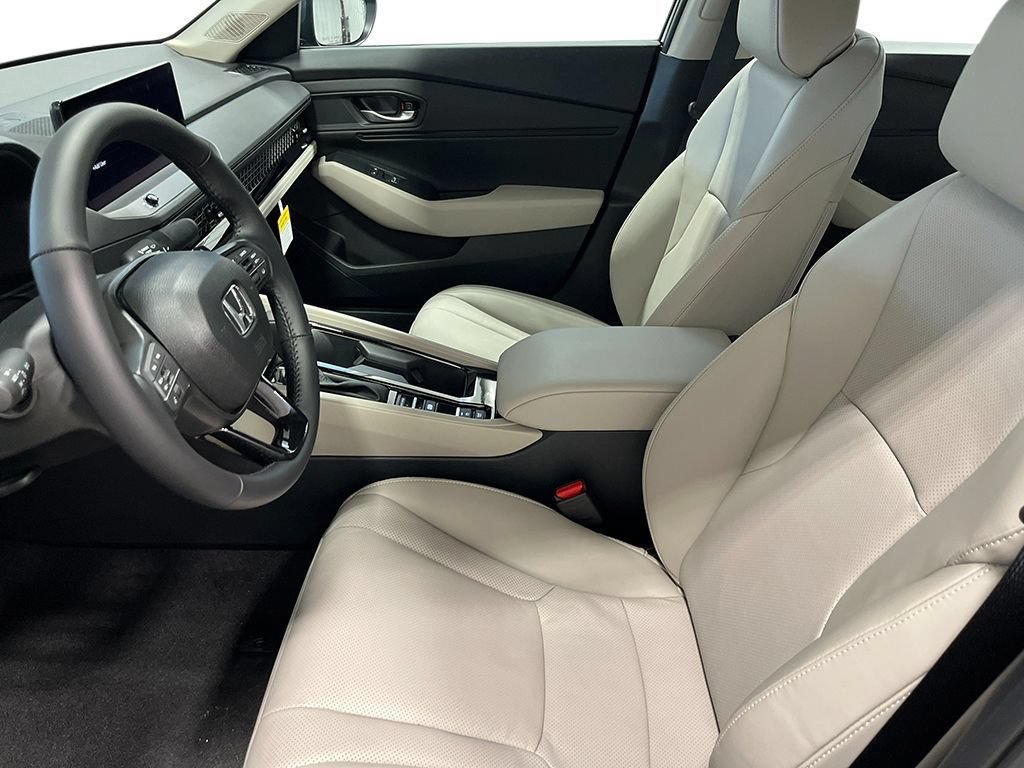 New 2026 Honda Accord EX-L image 17