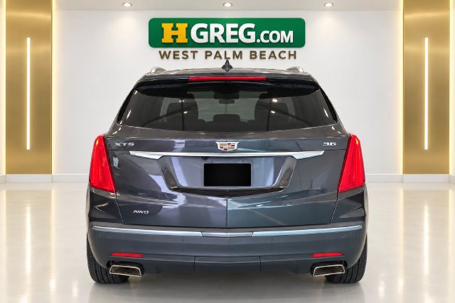 Used 2018 Cadillac XT5 Luxury w/ Driver Awareness Package AWD/4WD image 8