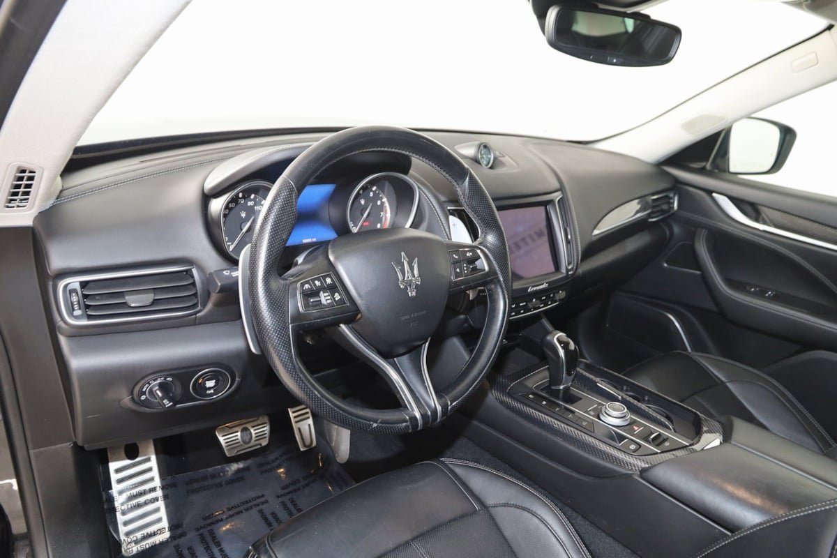 Used 2018 Maserati Levante S GranSport AWD/4WD image 30