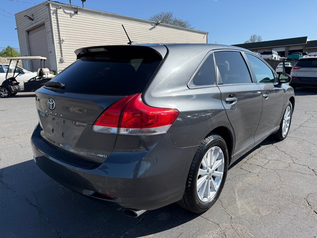 Used 2011 Toyota Venza AWD image 6