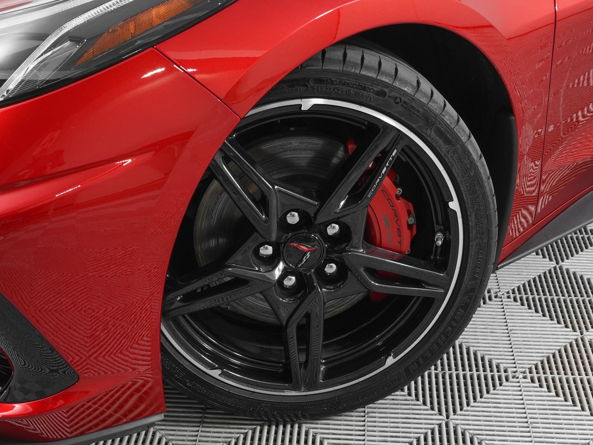 Used 2023 Chevrolet Corvette Stingray Premium Conv w/ Z51 Performance Package RWD image 31