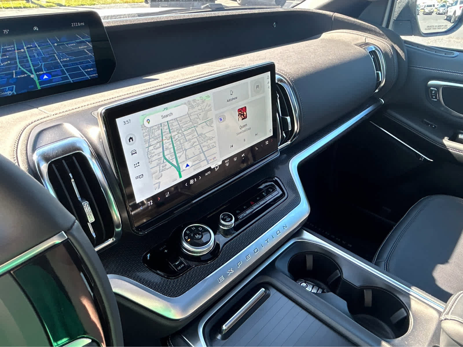 New 2025 Ford Expedition Max Platinum w/ Stealth Performance Package image 36