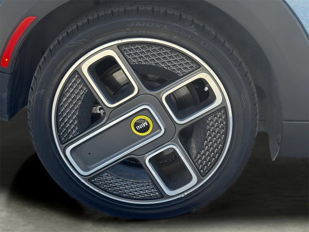 Used 2022 MINI Cooper SE image 7