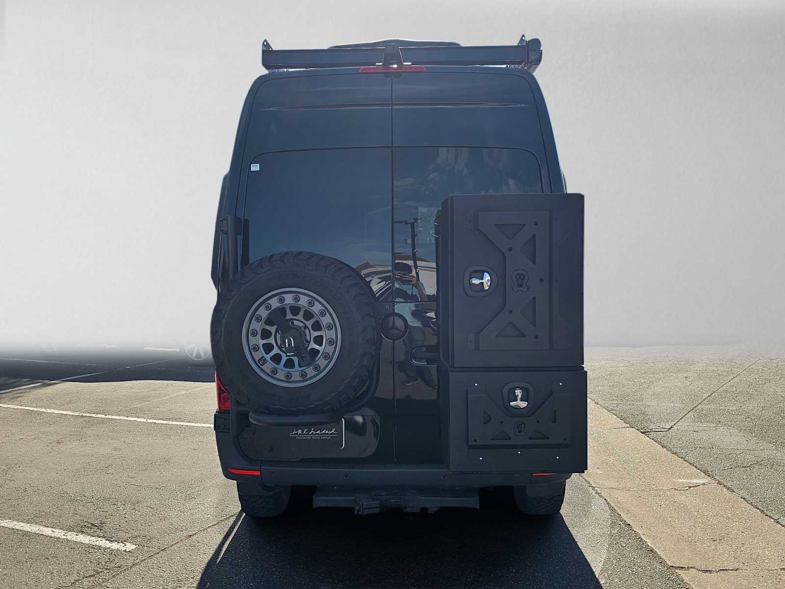 Used 2024 Mercedes-Benz Sprinter 2500 image 4