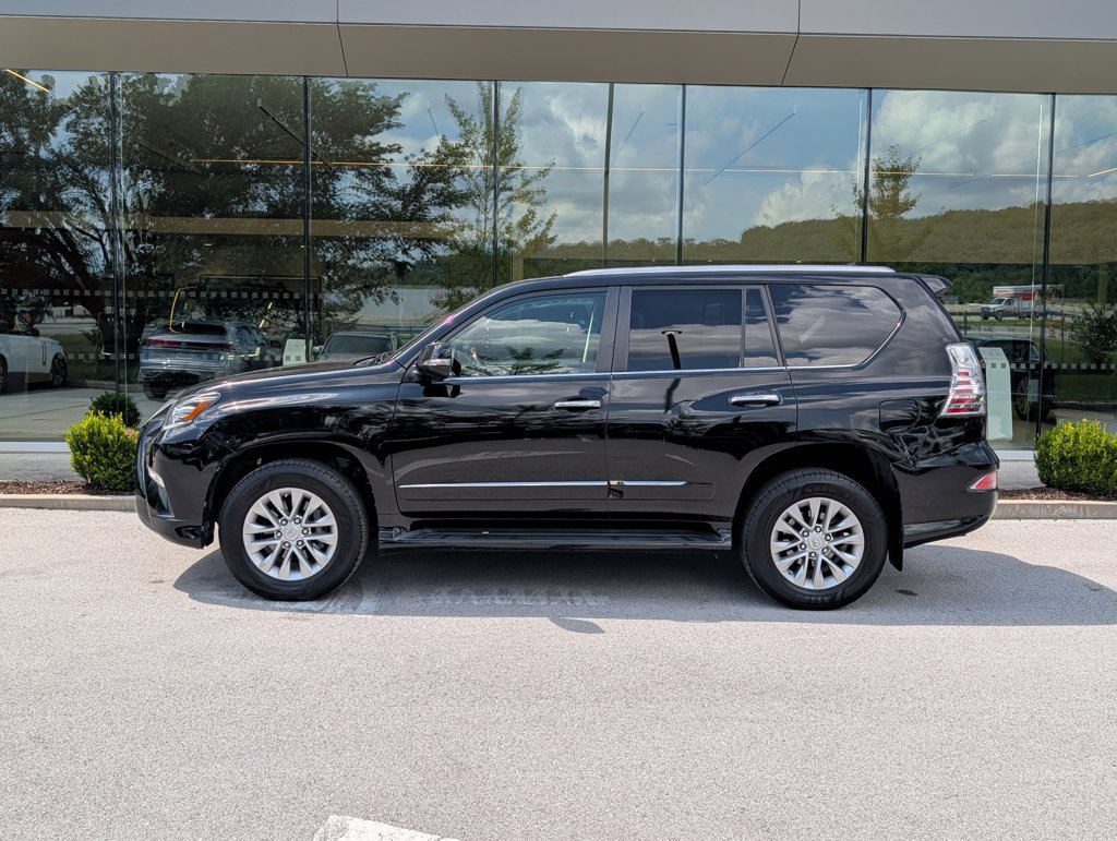 Used 2019 Lexus GX 460 Premium AWD/4WD image 2