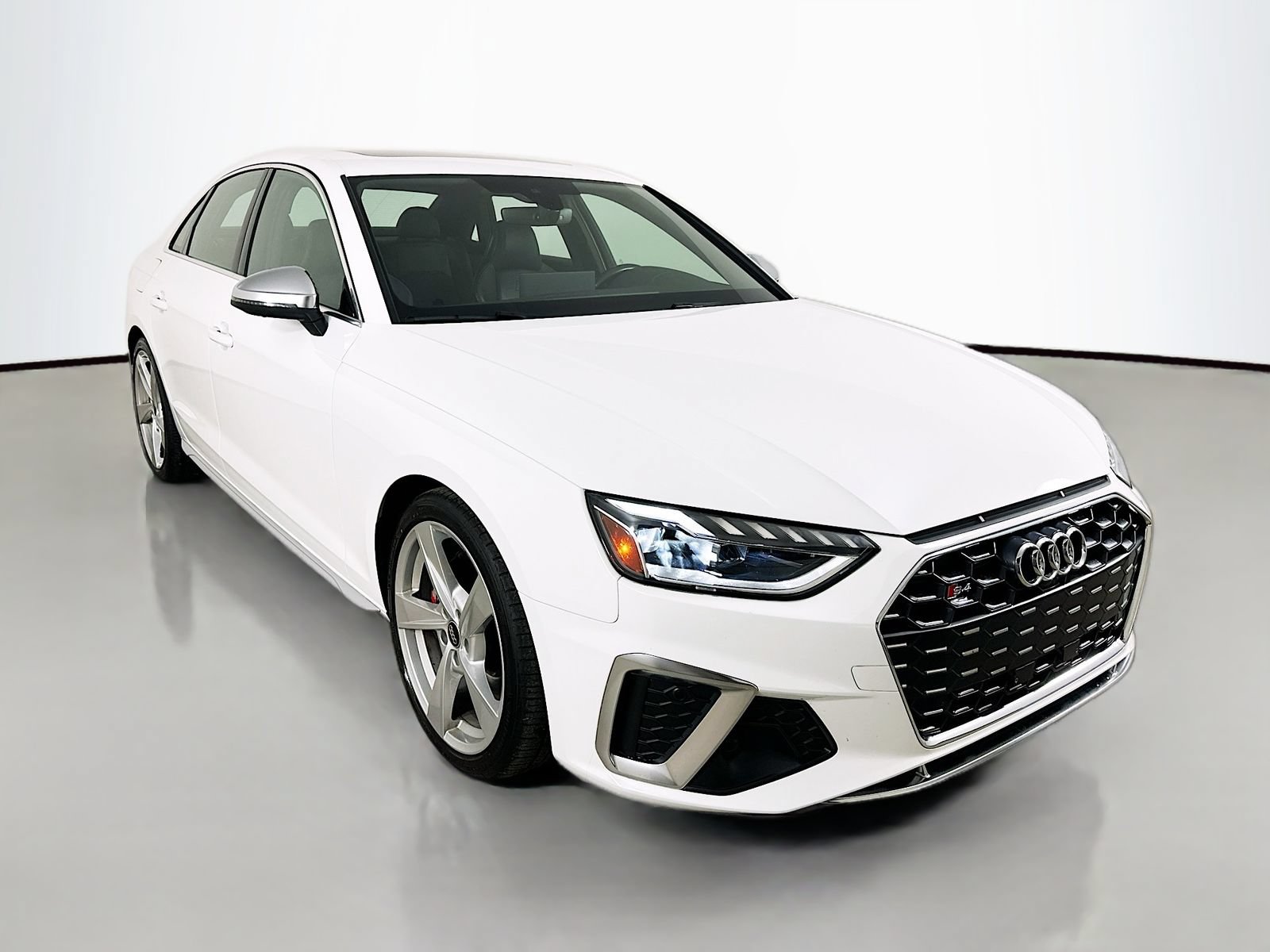 Used 2022 Audi S4 Premium Plus AWD/4WD image 3