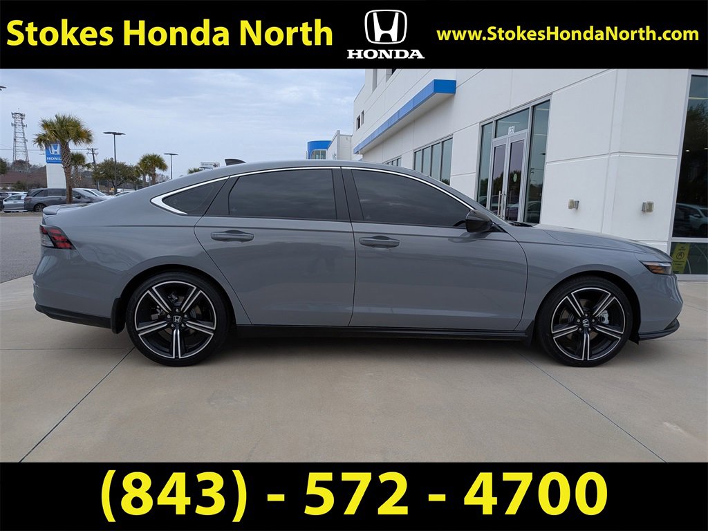Certified 2025 Honda Accord Sport image 3