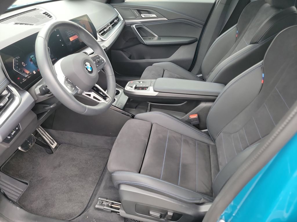 Certified 2025 BMW X1 xDrive28i w/ M Sport Package image 8