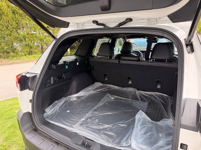 New 2026 Subaru Outback Touring XT AWD/4WD image 16