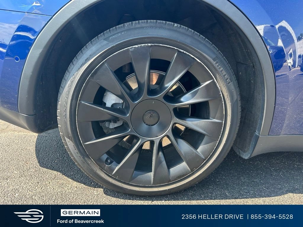 Used 2021 Tesla Model Y Long Range AWD/4WD image 11