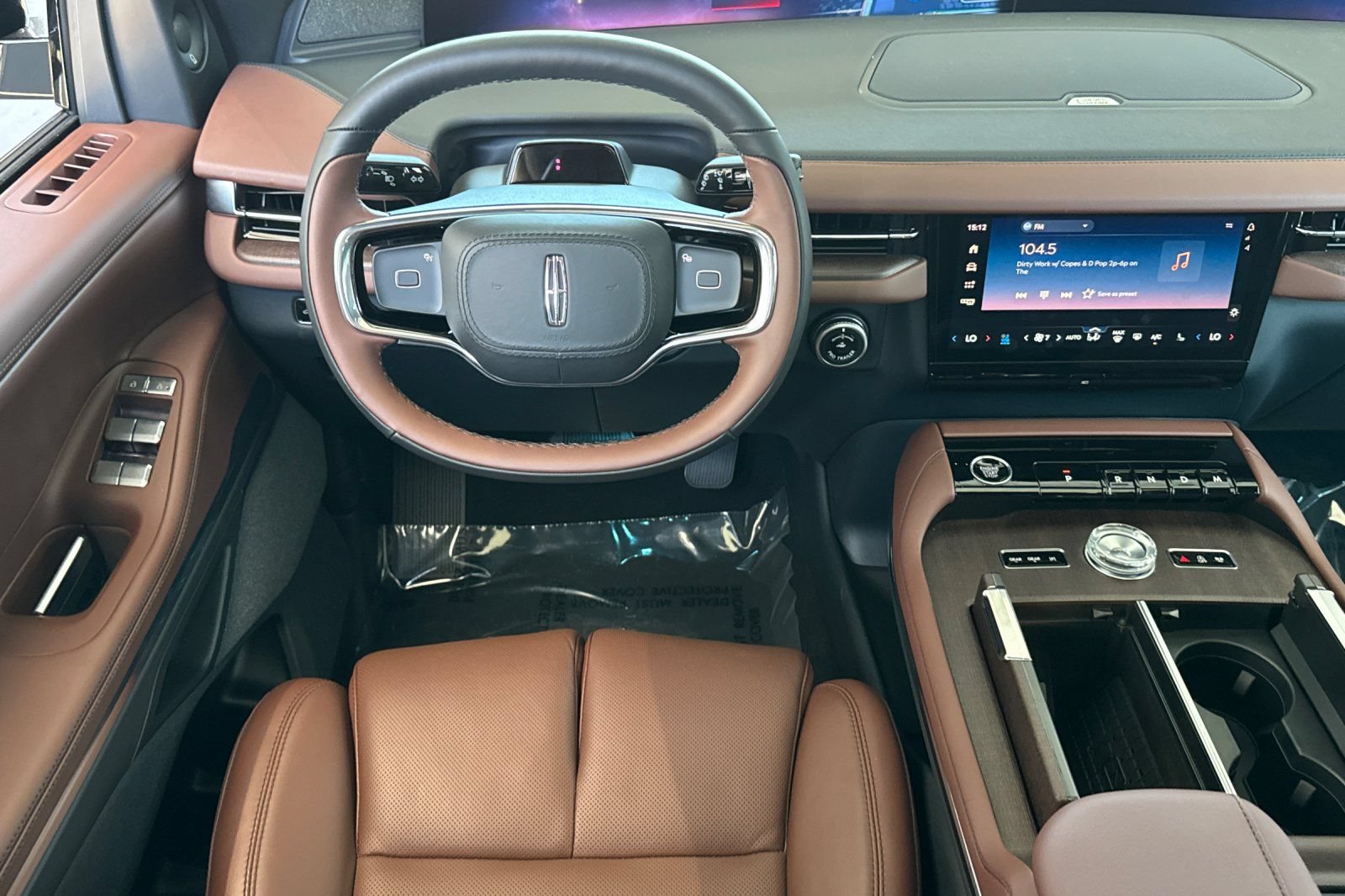 New 2026 Lincoln Navigator L Reserve AWD/4WD image 11