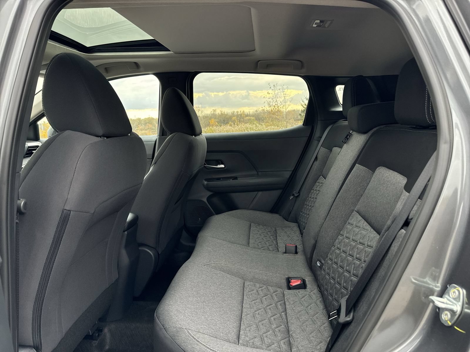 New 2026 Nissan Kicks SV w/ SV Premium Package AWD/4WD image 23