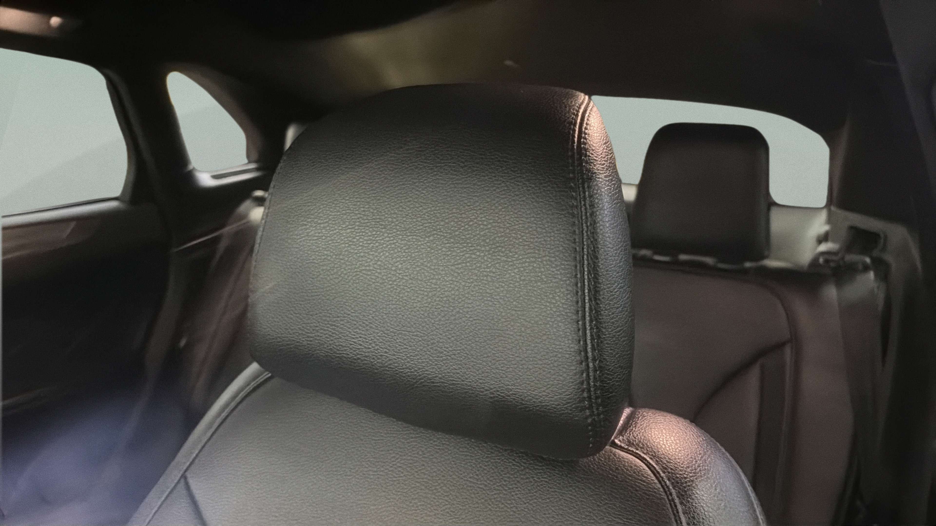 Used 2016 Lincoln MKC Premiere FWD image 23