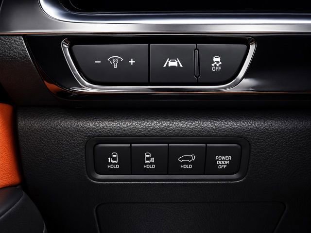 Used 2024 Kia Carnival SX Prestige FWD image 38