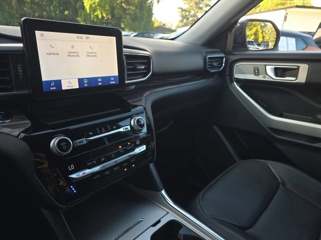 Used 2021 Ford Explorer Limited w/ Equipment Group 301A RWD image 30