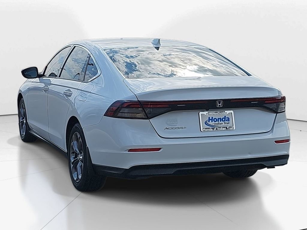 Used 2023 Honda Accord EX image 6