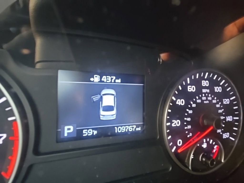 Used 2020 Kia Optima LX FWD image 14