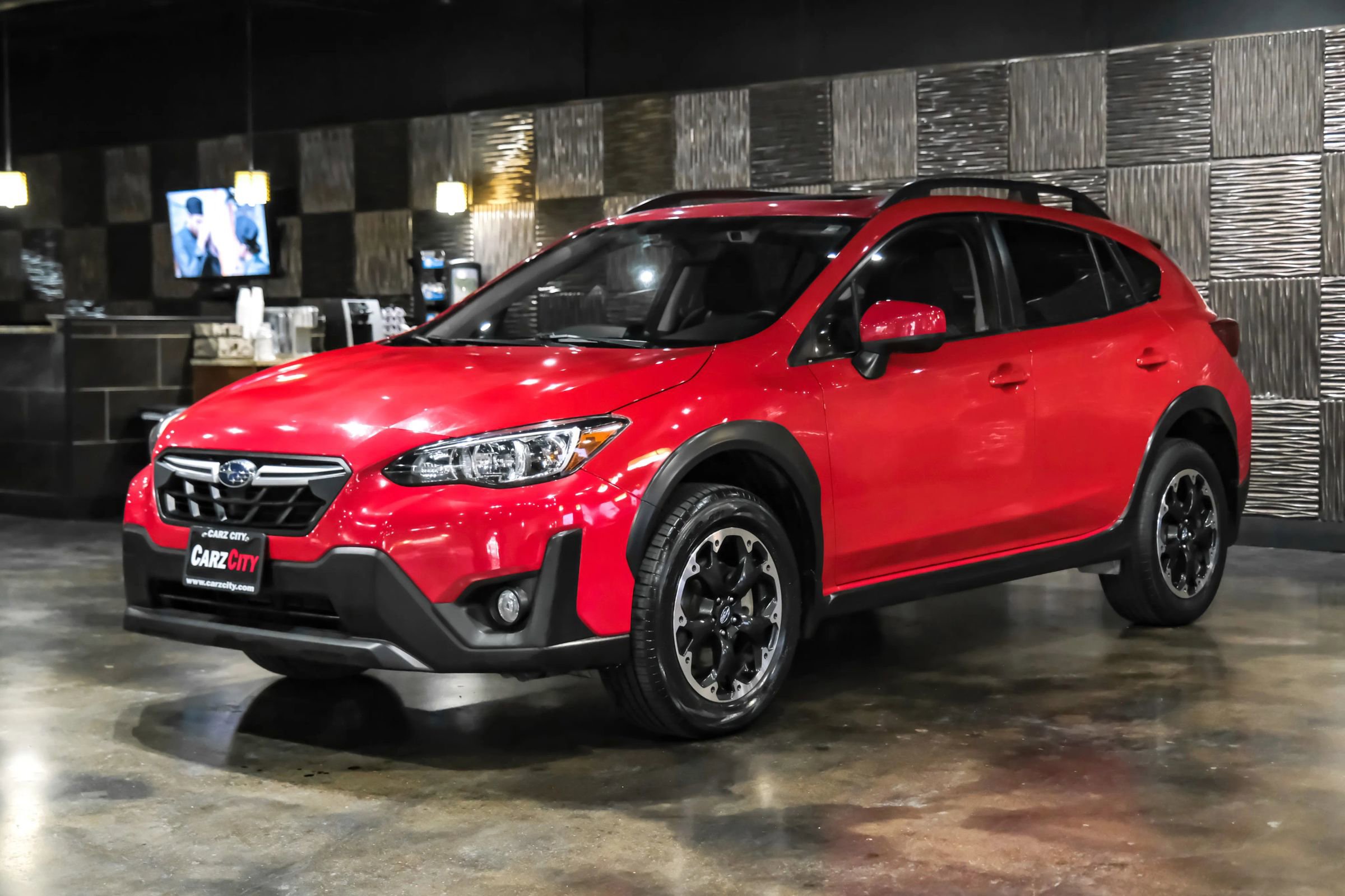 Used 2021 Subaru Crosstrek 2.0i Premium w/ Moonroof Package image 7