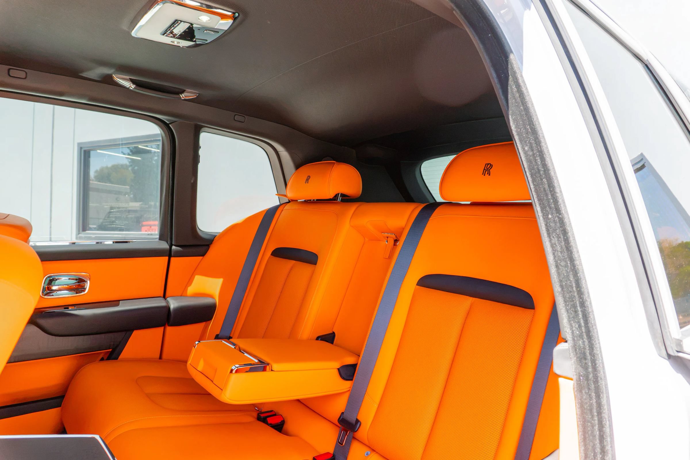 Used 2026 Rolls-Royce Cullinan AWD/4WD image 13