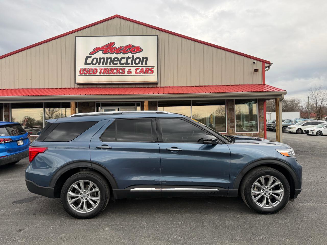Used 2020 Ford Explorer Limited image 3