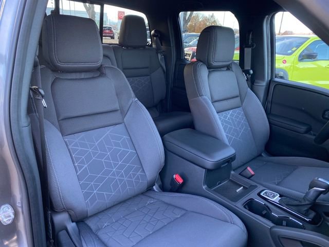 New 2026 Nissan Frontier SV w/ Tow Package image 9