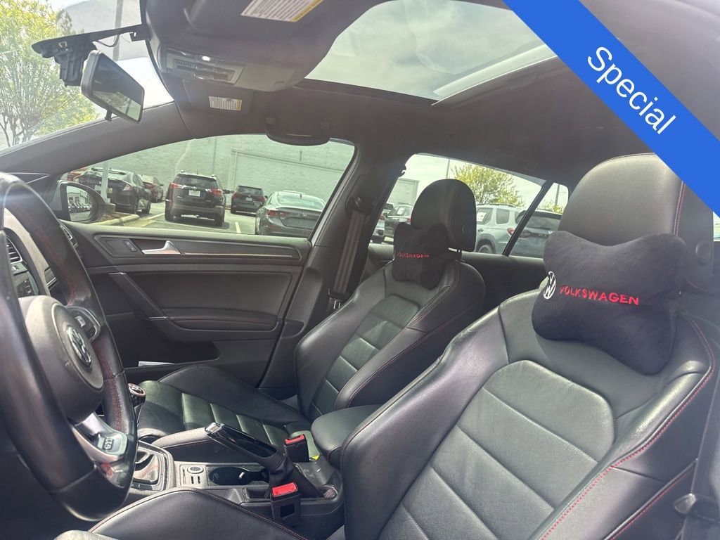 Used 2019 Volkswagen GTI SE w/ SE Experience Package image 11