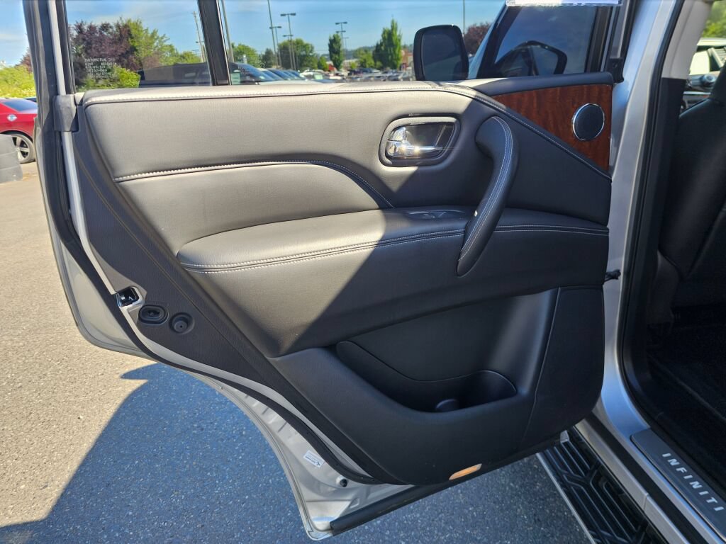 Used 2018 INFINITI QX80 4WD w/ Driver Assistance Package image 20
