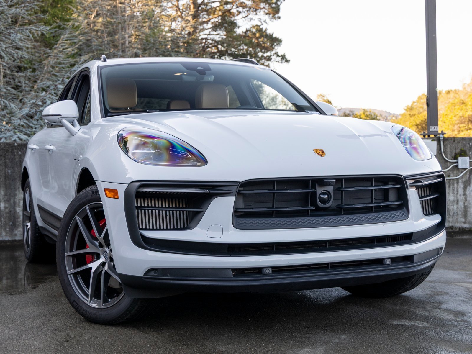 Certified 2023 Porsche Macan S image 9