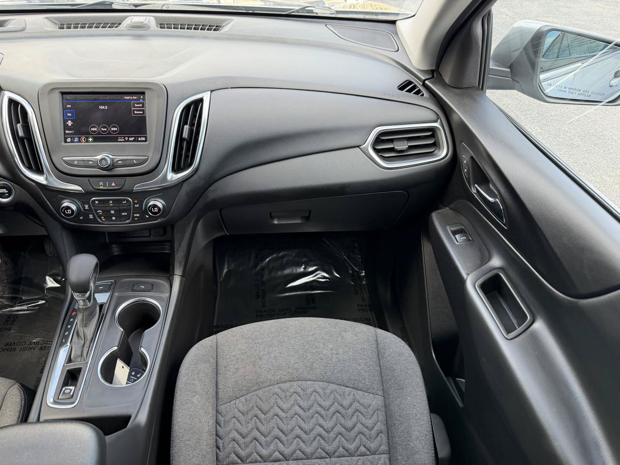 Used 2024 Chevrolet Equinox LT w/ Driver Convenience Package AWD/4WD image 25