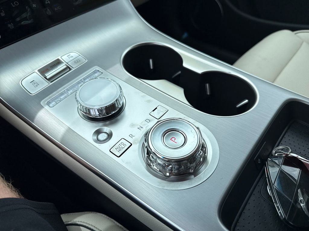 New 2026 Genesis GV70 2.5T Advanced AWD/4WD image 24