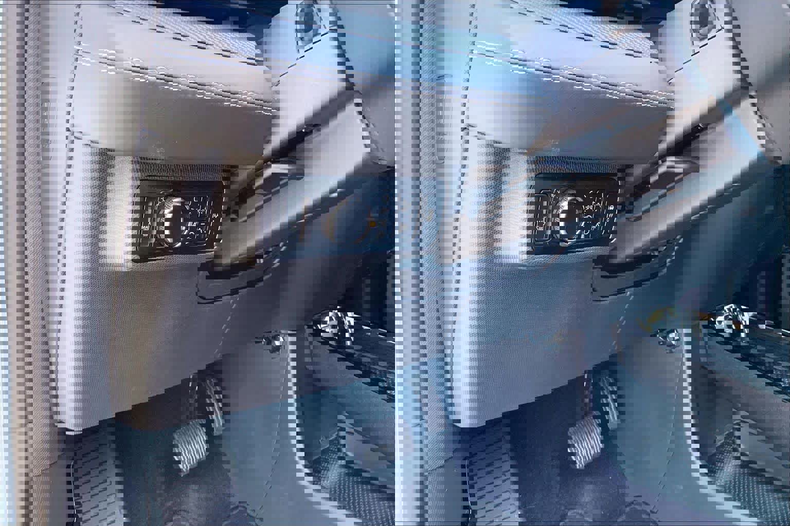 Used 2025 Ford Mustang Mach-E Premium image 34