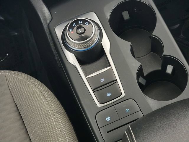 Used 2022 Ford Escape SE w/ Cold Weather Package FWD image 24