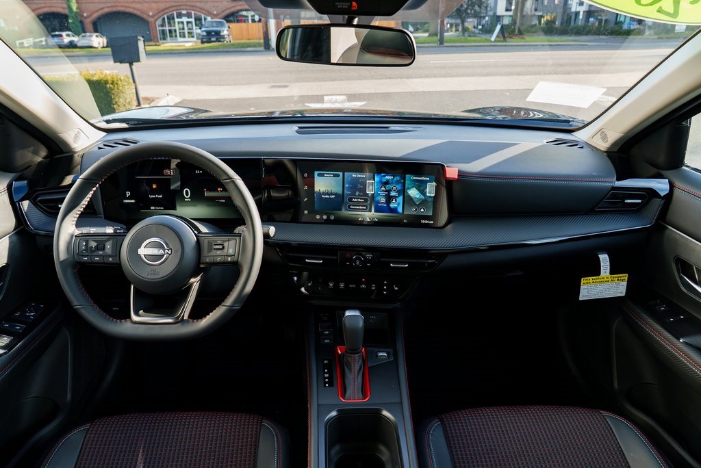 New 2026 Nissan Kicks SR image 9