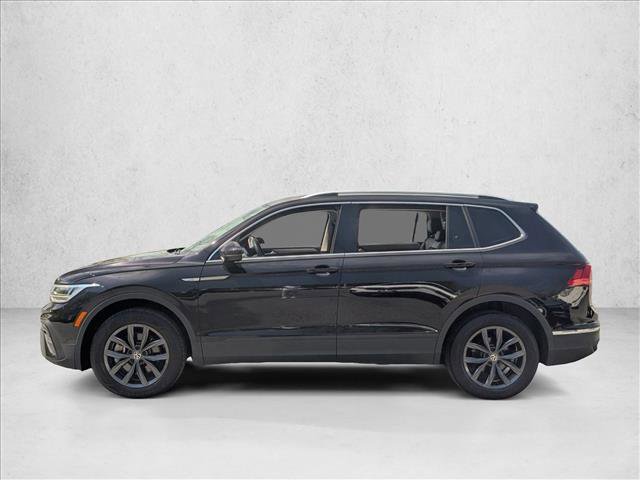 Used 2022 Volkswagen Tiguan SE FWD image 9