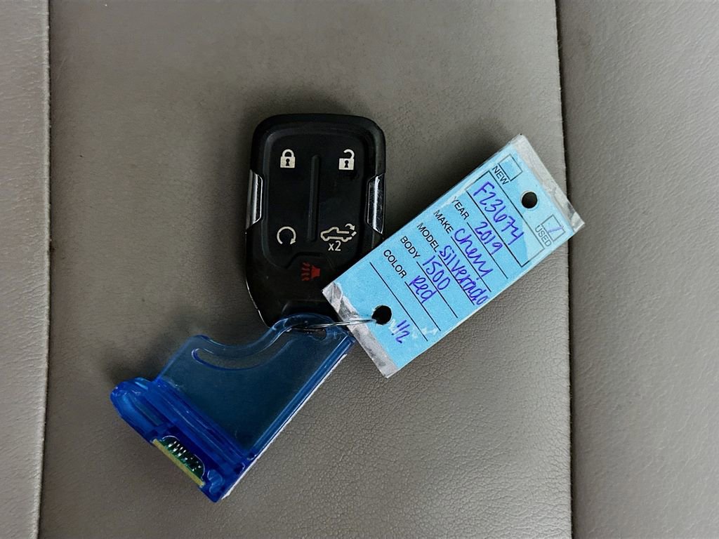 Used 2019 Chevrolet Silverado 1500 RST image 35