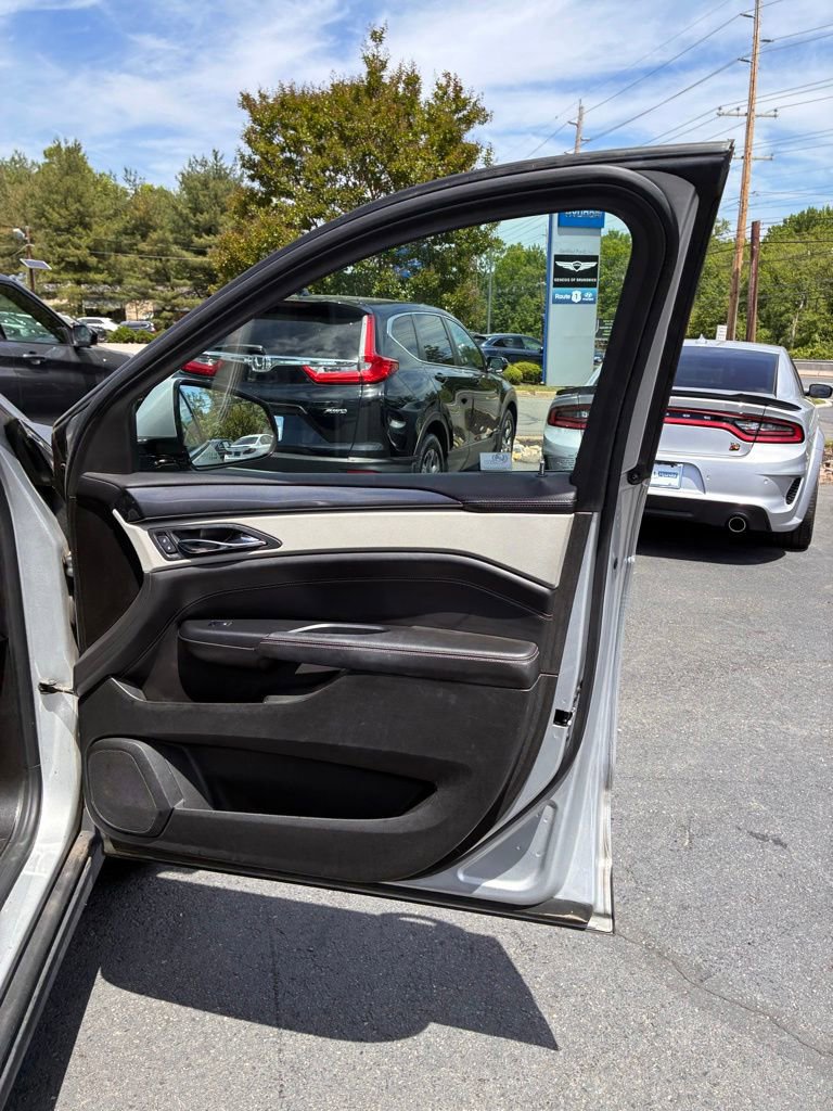 Used 2013 Cadillac SRX FWD image 45