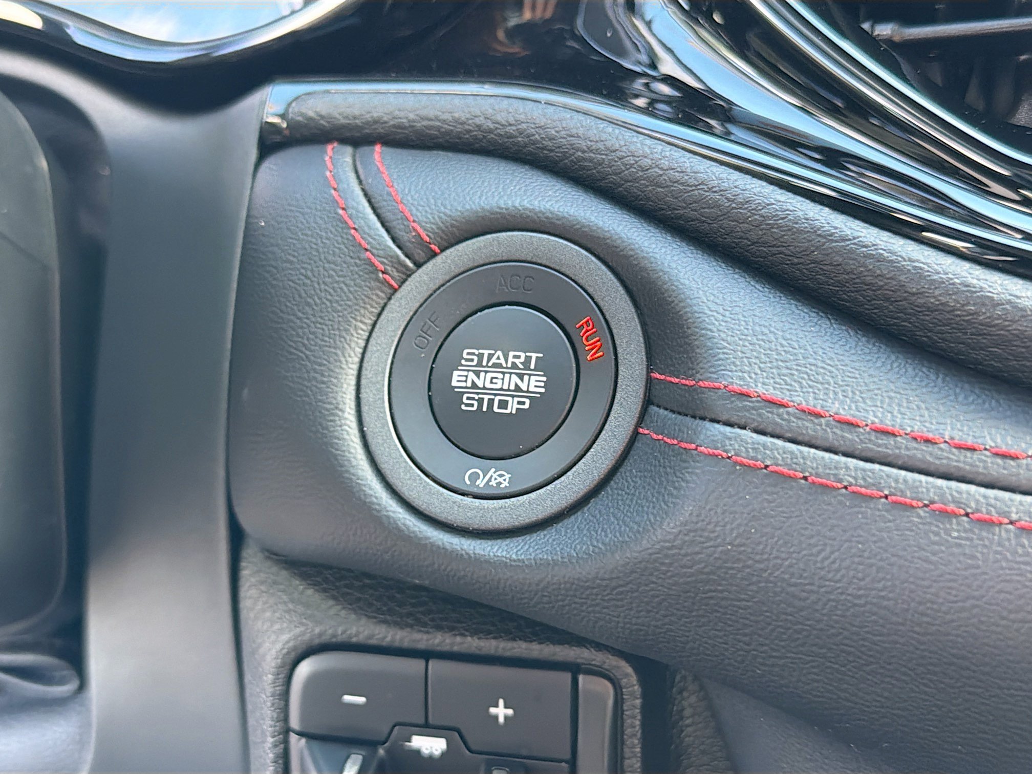 Used 2025 Dodge Durango R/T AWD/4WD image 10