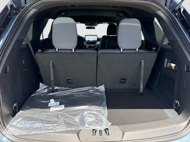 New 2027 Ford Explorer Active RWD image 12