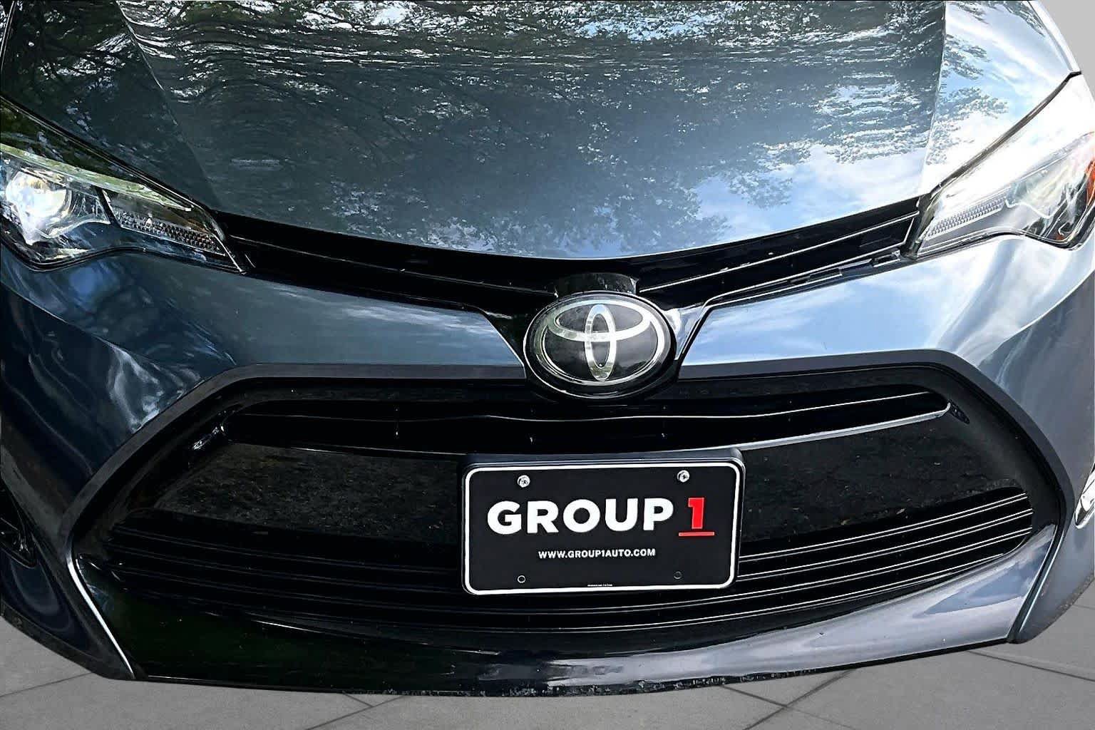 Used 2018 Toyota Corolla LE FWD image 29