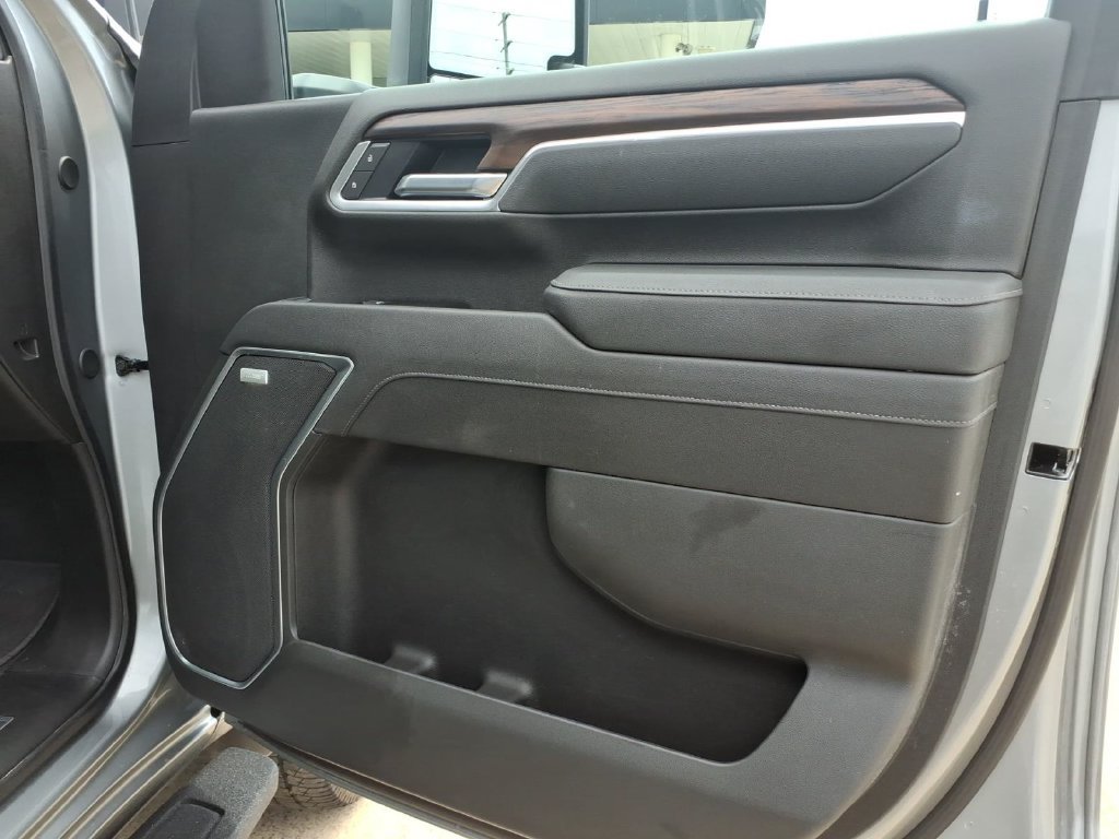 Used 2025 GMC Sierra 2500 SLT w/ SLT Convenience Package AWD/4WD image 12