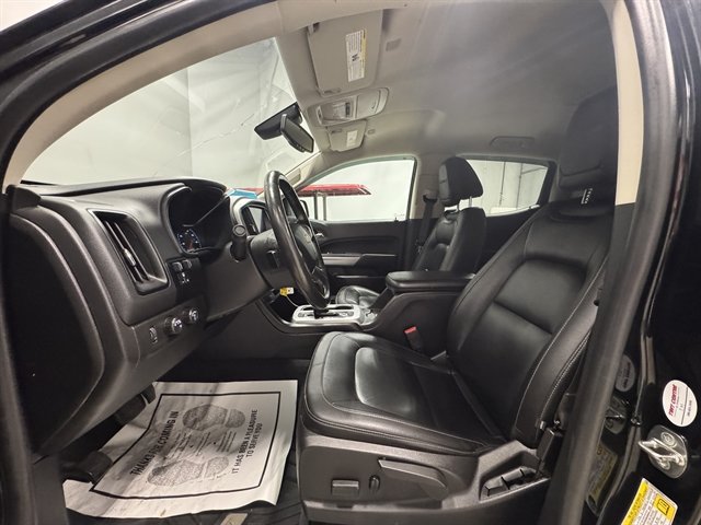 Used 2019 Chevrolet Colorado ZR2 w/ ZR2 Midnight Special Edition image 14