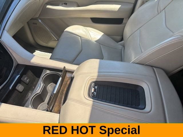 Used 2018 Cadillac Escalade ESV Luxury AWD/4WD image 23