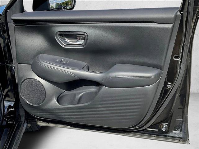 Used 2024 Honda HR-V LX image 18