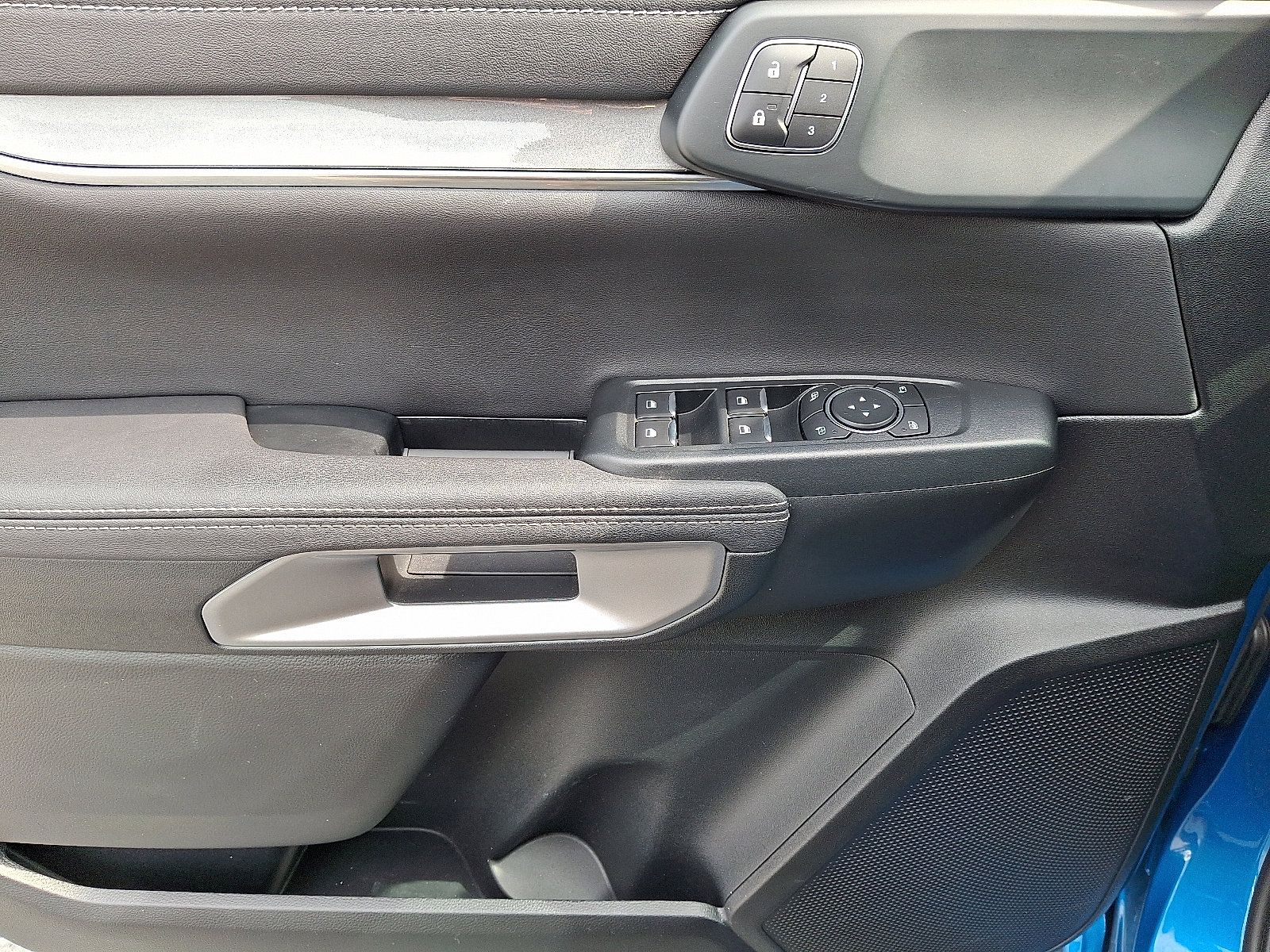 Certified 2024 Ford Ranger Lariat w/ Advanced Towing Package image 12