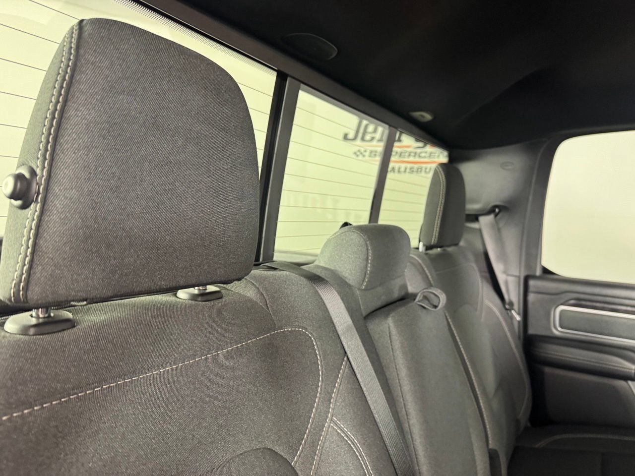 Used 2022 RAM 1500 Big Horn AWD/4WD image 35