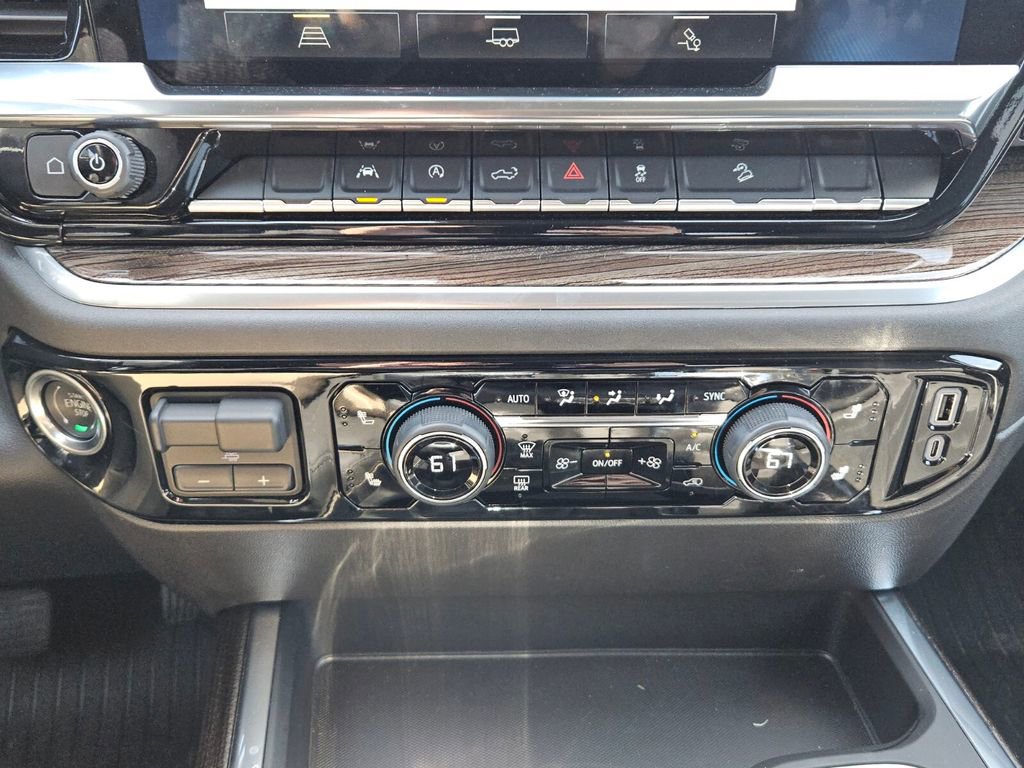 Used 2025 Chevrolet Silverado 1500 LT Trail Boss w/ Convenience Package II image 19