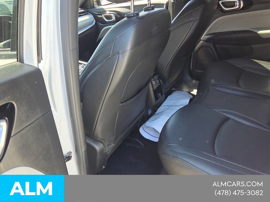 Used 2025 Jeep Compass Limited AWD/4WD image 8