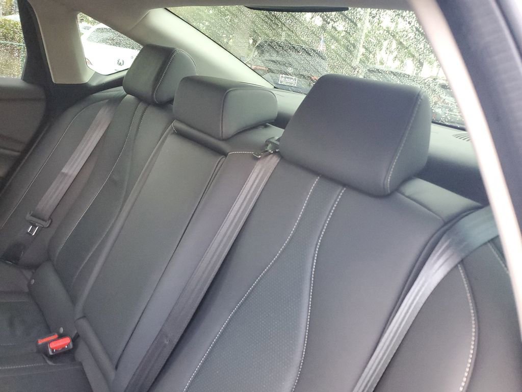 Used 2023 Acura TLX w/ Technology Package FWD image 12