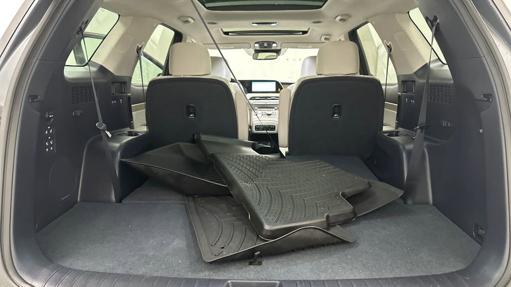 Used 2021 Hyundai Palisade Limited image 12